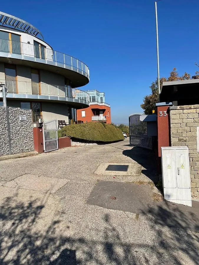 Apartment Rosehill Garden Family Villa With A Great Budapest View