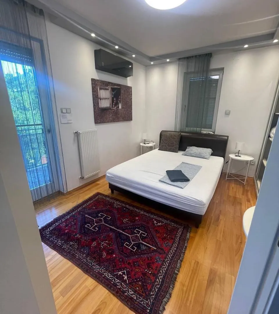 Rosehill Garden Family Villa With A Great Budapest View Apartment